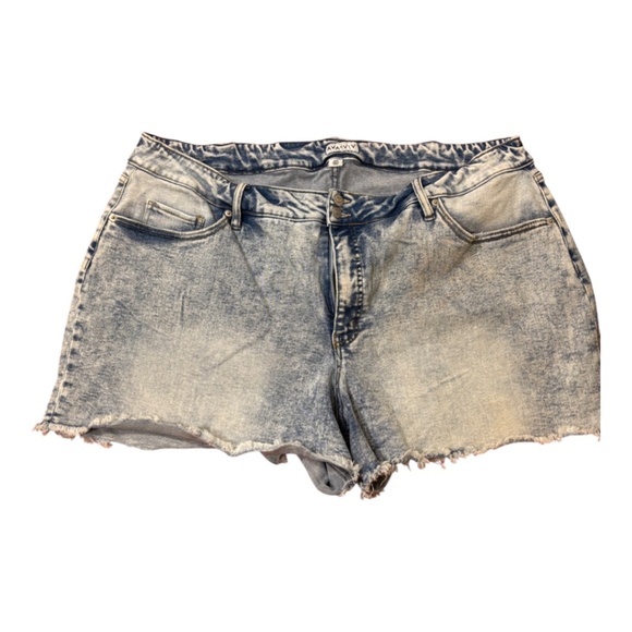 Ava & Viv Plus Size Hidden Back Elastic Jean Shorts 5 Pocket Size 26W - Picture 2 of 4